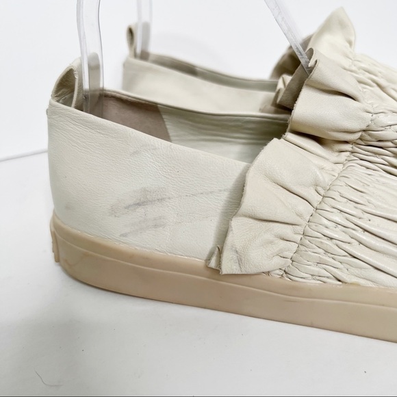 Mercedes Castillo Antionetta Platform Cream Ruffle Leather Slip On Sneakers 10 - Picture 2 of 7
